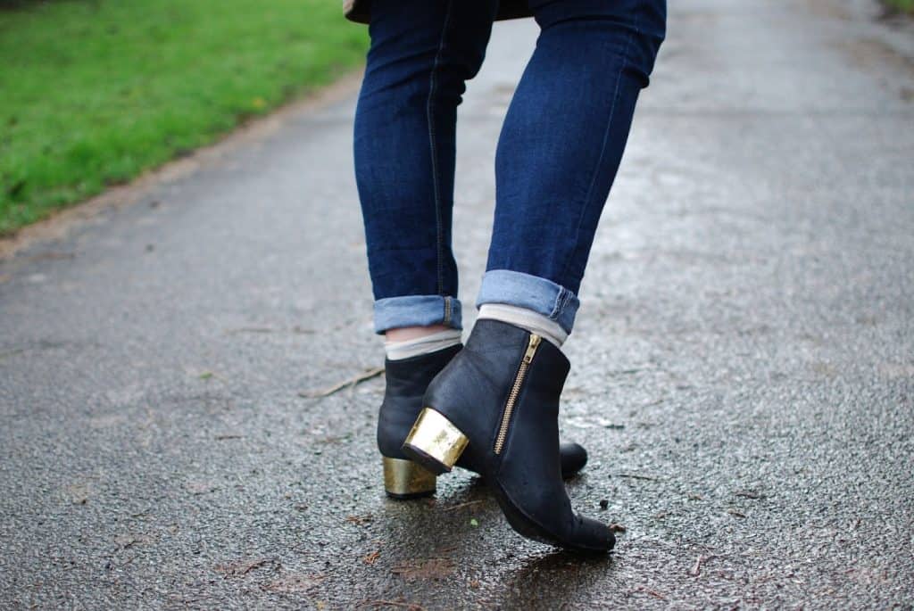 How to Wear Short Boots With Jeans 3 Selecting the Right Boots