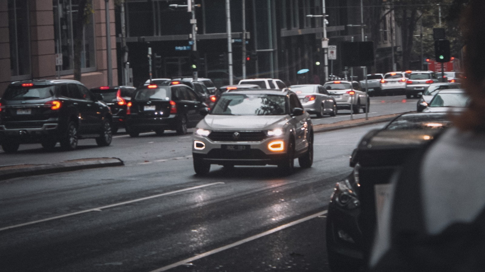 Does Carhartt sell small? 1 Does Carhartt sell small?