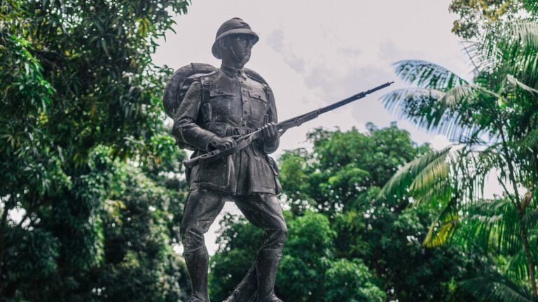 How can I stretch my Blundstones at home?