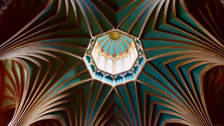 Are Ariat M5 jeans FR?